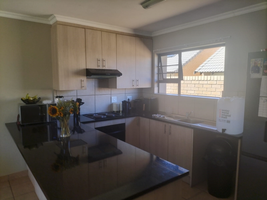 To Let 3 Bedroom Property for Rent in Douglas Valley Free State